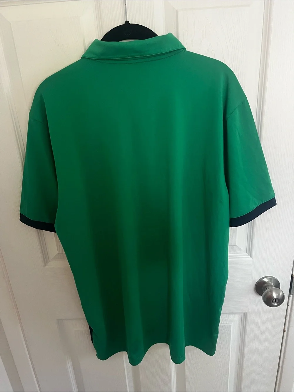 Nike Men’s Green & Navy Colorblock Polo